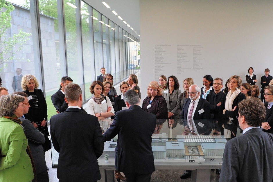 Arbeitskreis Kultursponsoring (AKS) zu Gast im Folkwang Museum, 2010 © Herbert Höltgen Arbeitskreis Kultursponsoring (AKS) zu Gast im Folkwang Museum, 2010 © Herbert Höltgen